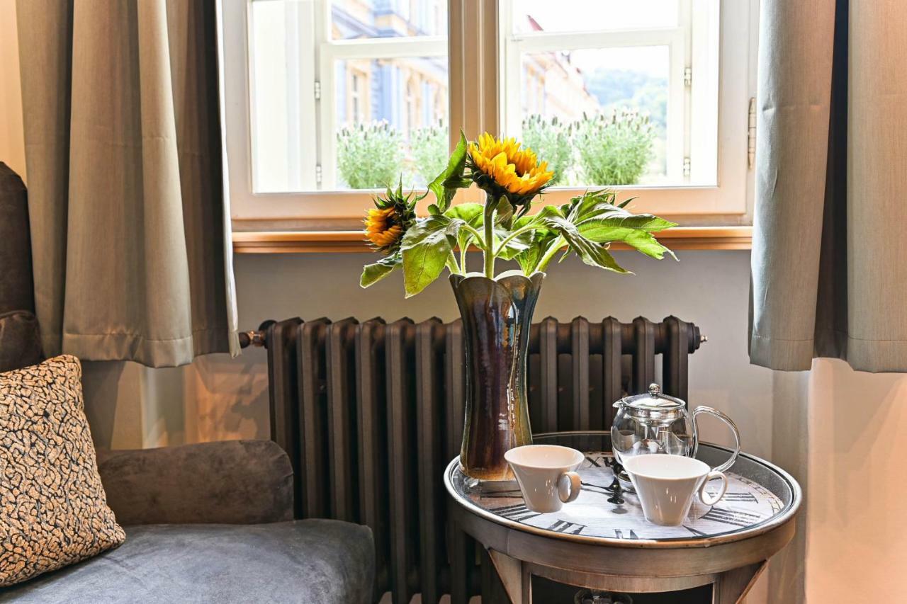 Apartment Nebovidy II - Air Conditioning - Historic City Center Praga Exterior foto